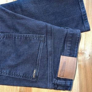 Volcom • Black Skinny Jeans • Size 36